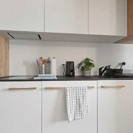 Elegant Studio, Proche Des Bains & Nature